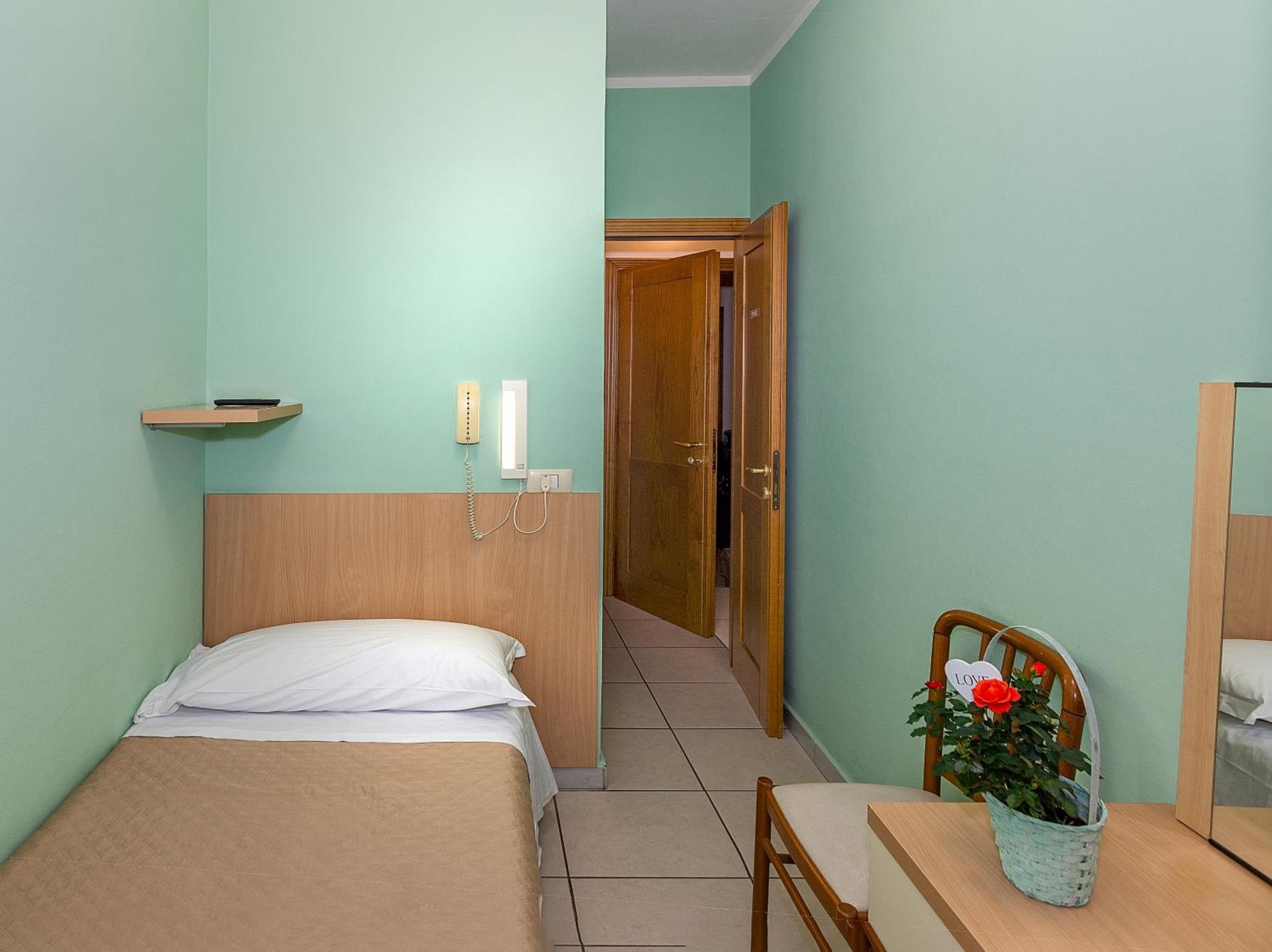 וירג'יו Hotel Villa Benvenuti מראה חיצוני תמונה