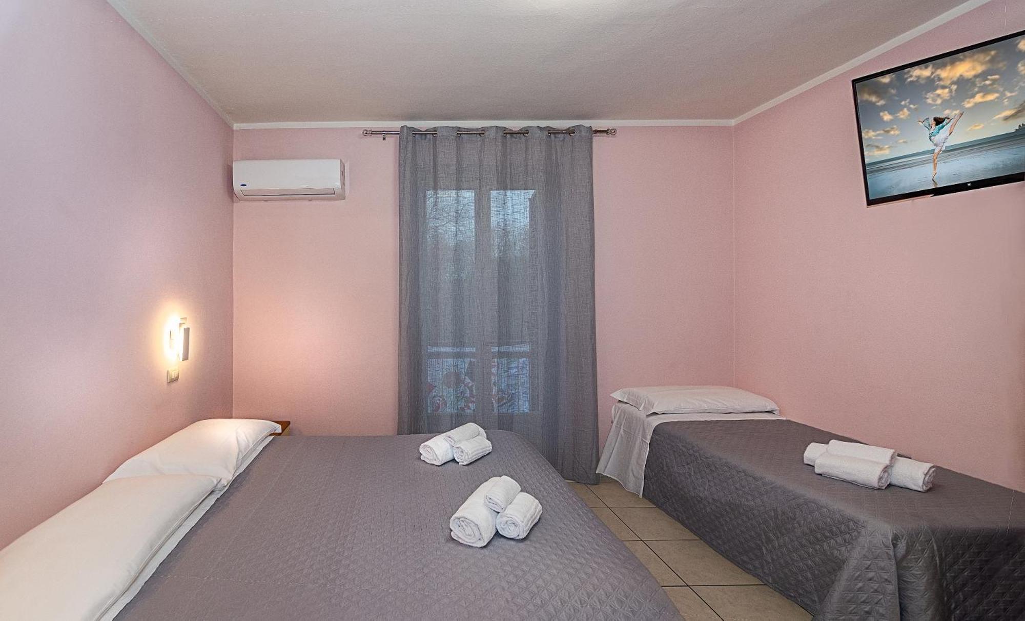וירג'יו Hotel Villa Benvenuti מראה חיצוני תמונה