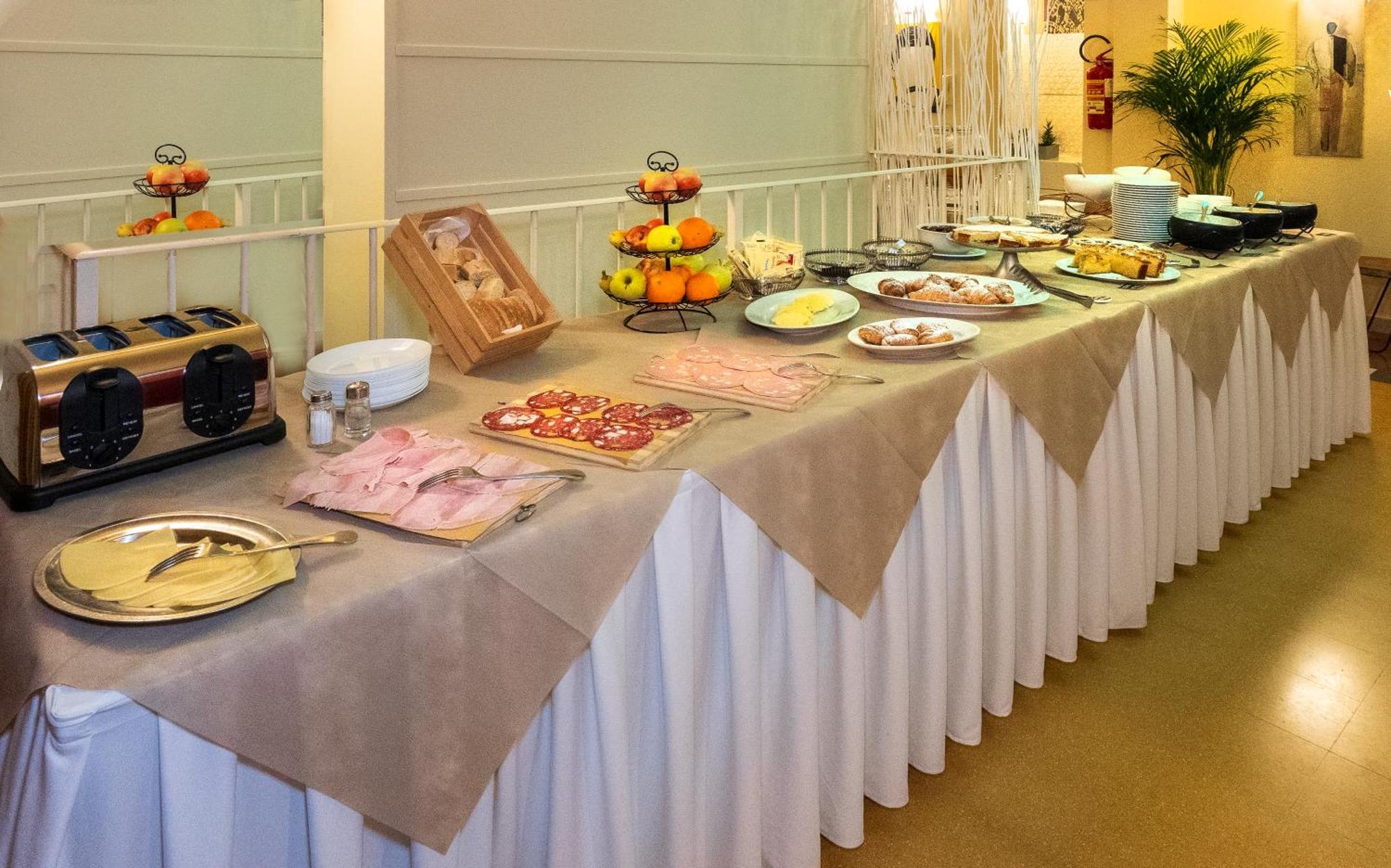 וירג'יו Hotel Villa Benvenuti מראה חיצוני תמונה